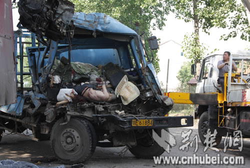 宜昌車(chē)禍新聞更新，應對車(chē)禍事件的步驟指南（適用于初學(xué)者與進(jìn)階用戶(hù)）