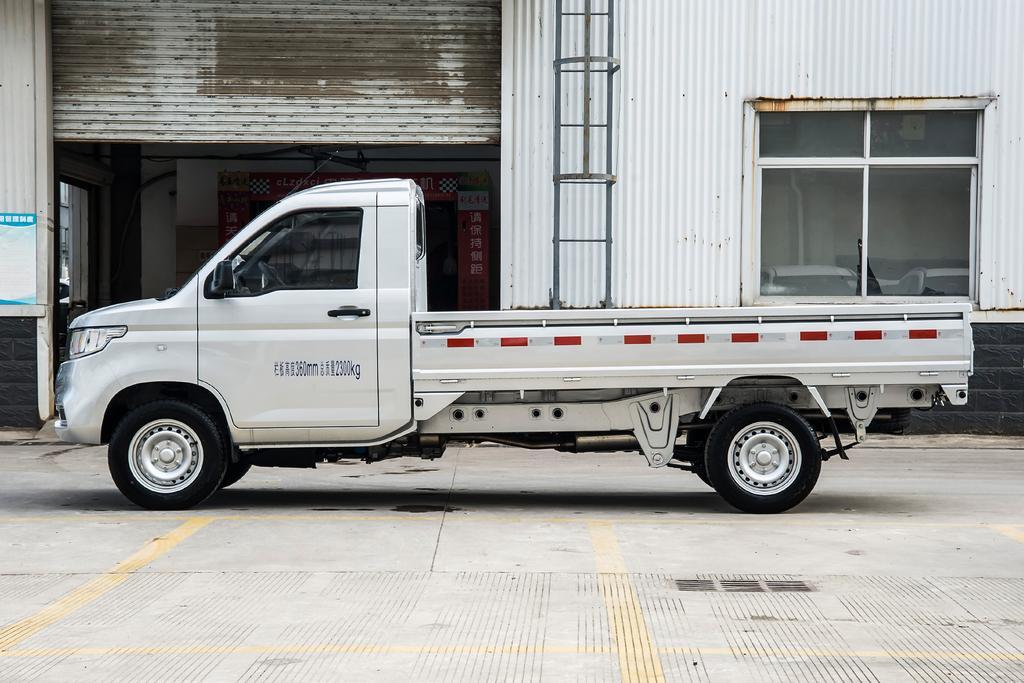 微卡拉貨最新規定，塑造貨運行業(yè)新格局的關(guān)鍵力量