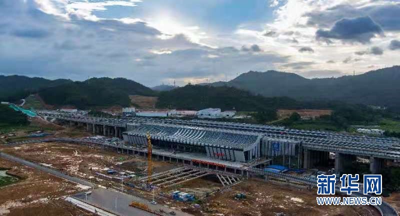 贛深高鐵施工進(jìn)展、挑戰全方位解讀，最新消息速遞