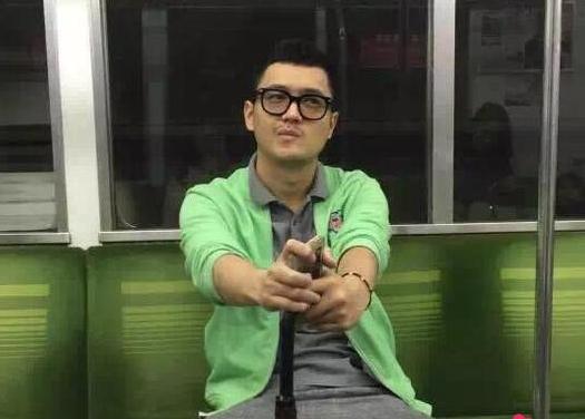 宋喆車(chē)禍意外曝光，日常與友情紐帶牽動(dòng)人心