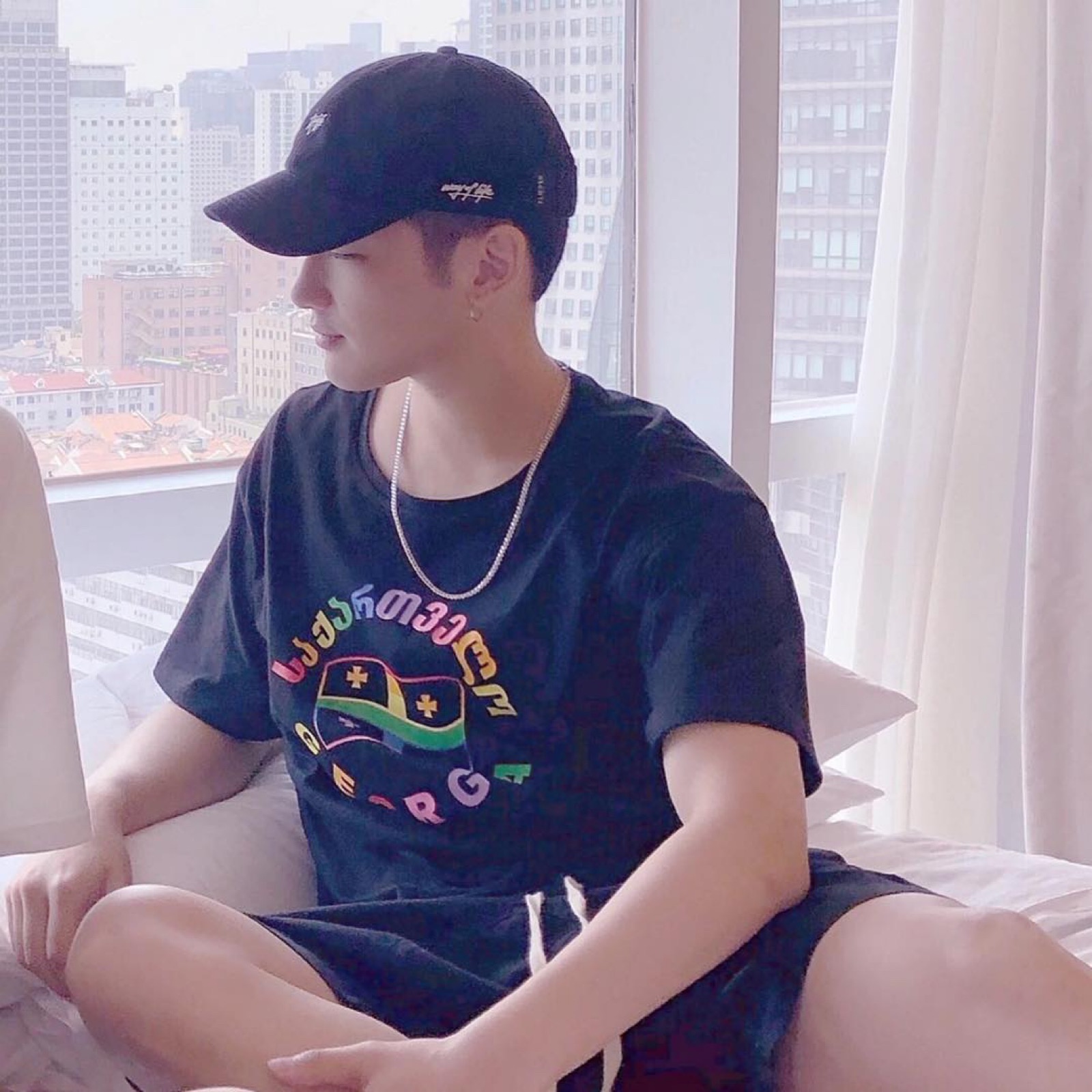 單人情侶的日常趣事，最新篇章