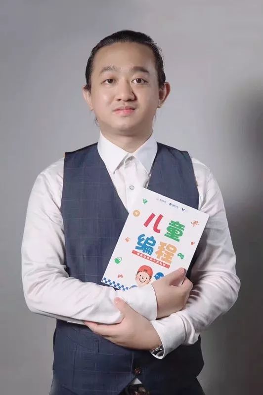 葉正喬最新,葉正喬最新動(dòng)態(tài)????，帶你領(lǐng)略不一樣的風(fēng)采！