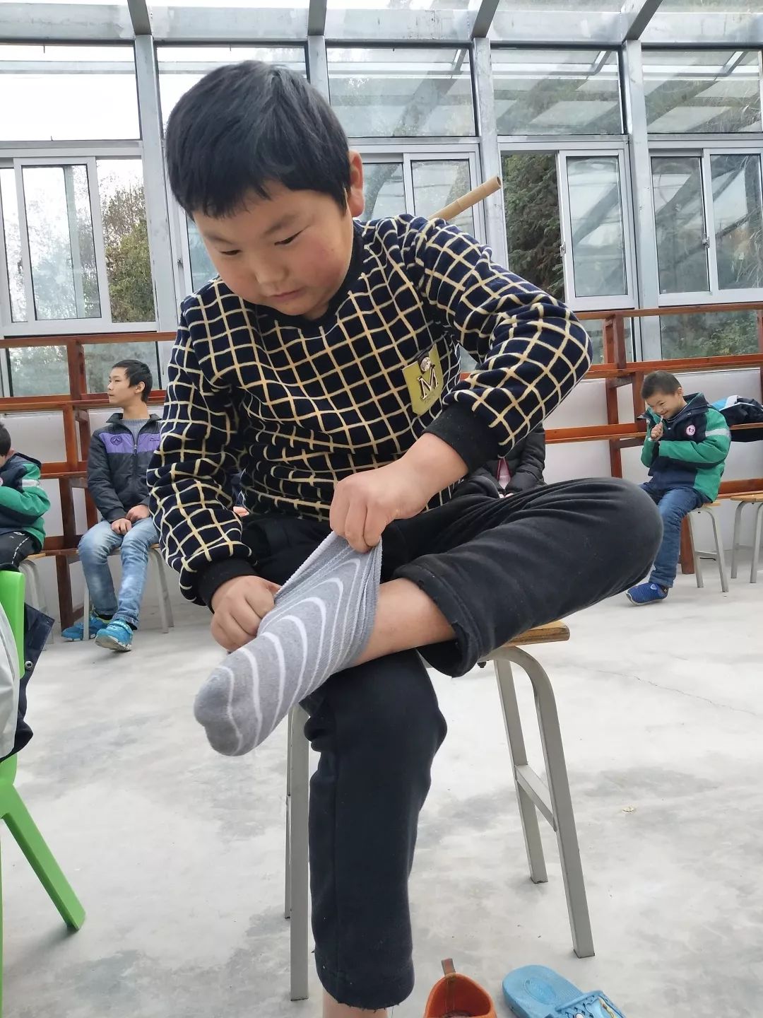 穿襪子比賽，心靈與自然的競技之旅