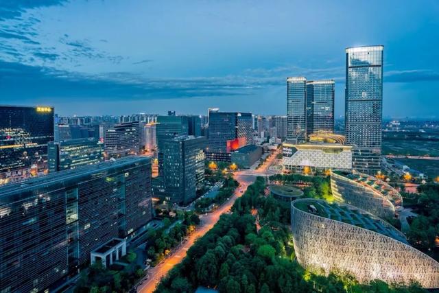 天府新區視高新項目，家的溫馨與友情的綻放地