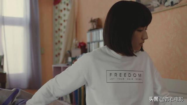 演員何佳，炸裂演技，魅力四射??