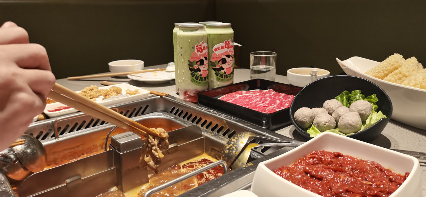 海底撈新動(dòng)態(tài)，探尋自然美景之旅，喚醒內心平靜之旅