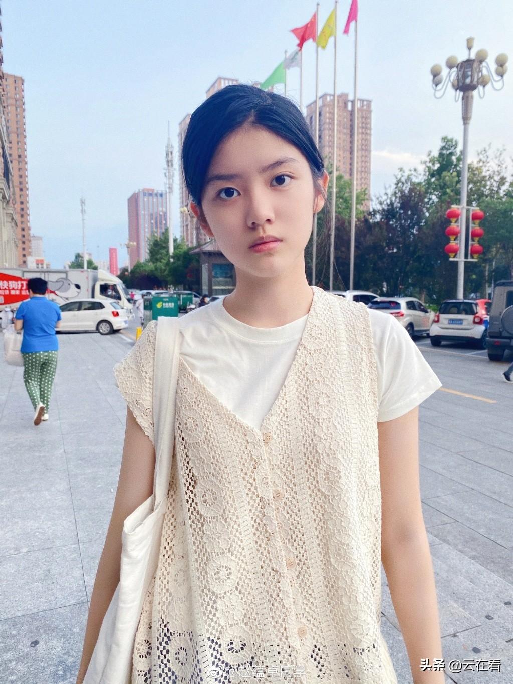 趙蘊卓近照，日常小確幸與友情的溫馨時(shí)光