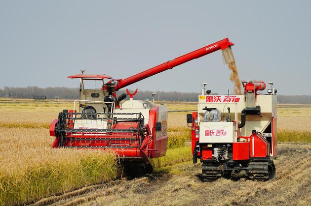 最新農業(yè)機械探秘，小巷深處的農業(yè)黑科技揭秘