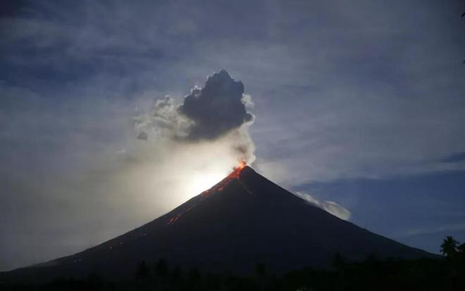 富士山火山動(dòng)態(tài)更新，追尋內心平靜的旅行之旅