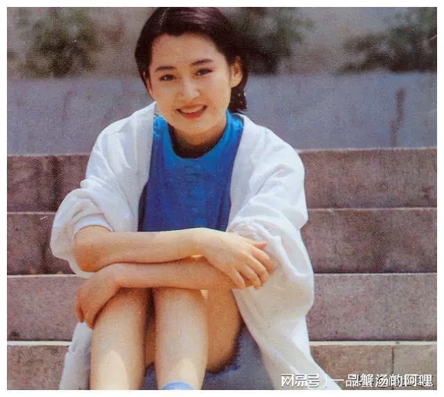 重磅推出，演員楊青科技新品，引領(lǐng)未來(lái)生活新潮流！