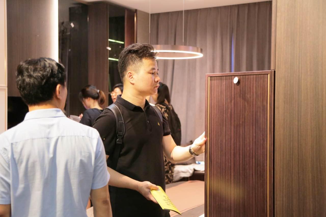 探尋小巷中的獨特家居秘境，解析我樂(lè )家居為何暫不上市的原因
