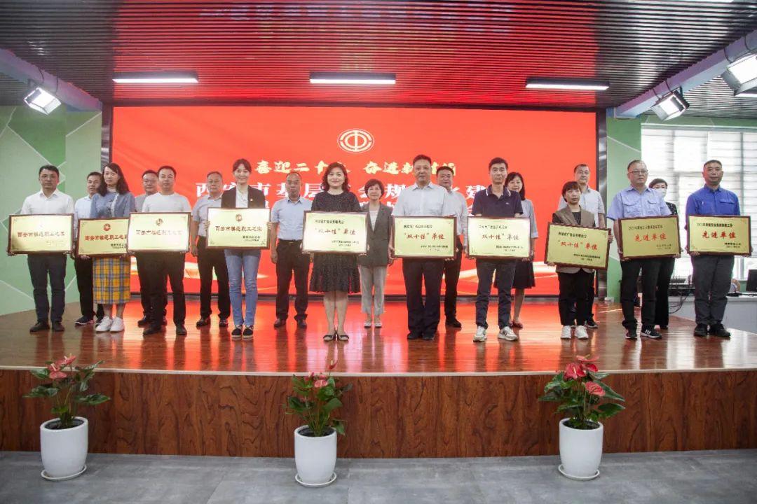 灃京工業(yè)園最新招聘，人才吸引與產(chǎn)業(yè)發(fā)展雙刃劍的挑戰與機遇