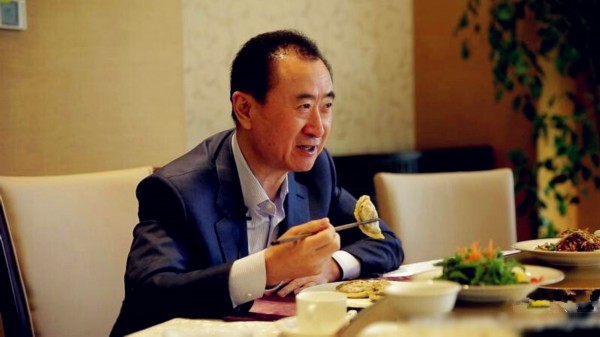 王健林引領(lǐng)科技革新，重塑生活體驗，科技巨擘展望未來(lái)新篇章