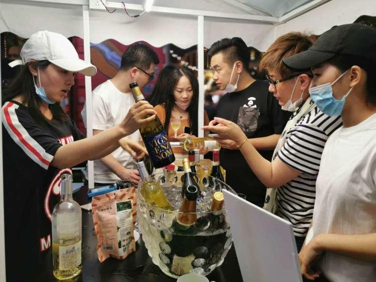 捕魚(yú)達人2最新版，小巷神秘寶藏探索與特色小店奇妙之旅