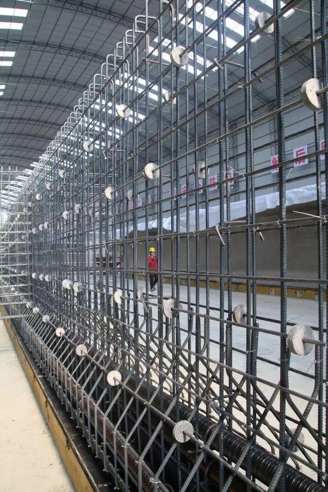 最新施工視頻，家的溫暖與友情的交織展現