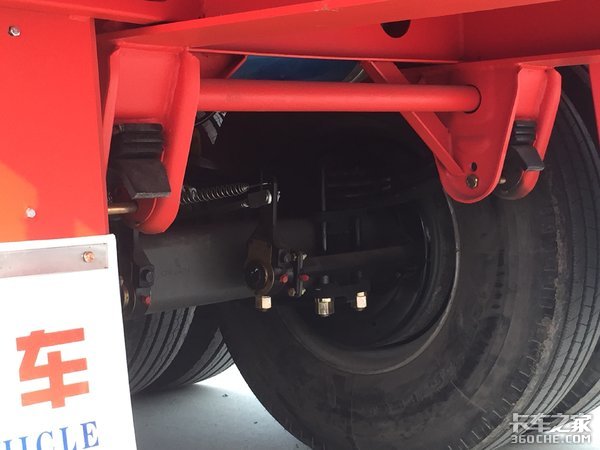 掛車(chē)最新剎車(chē)技術(shù)，科技領(lǐng)先，安全無(wú)憂(yōu)